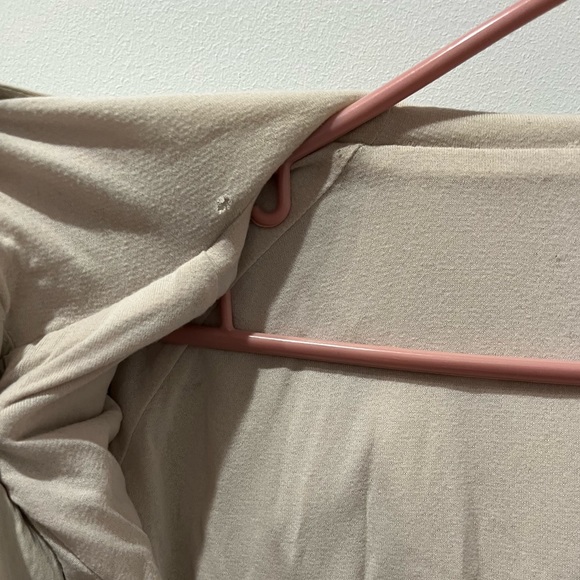 Lululemon spring jacket, bomber style size 8 - Picture 4 of 8